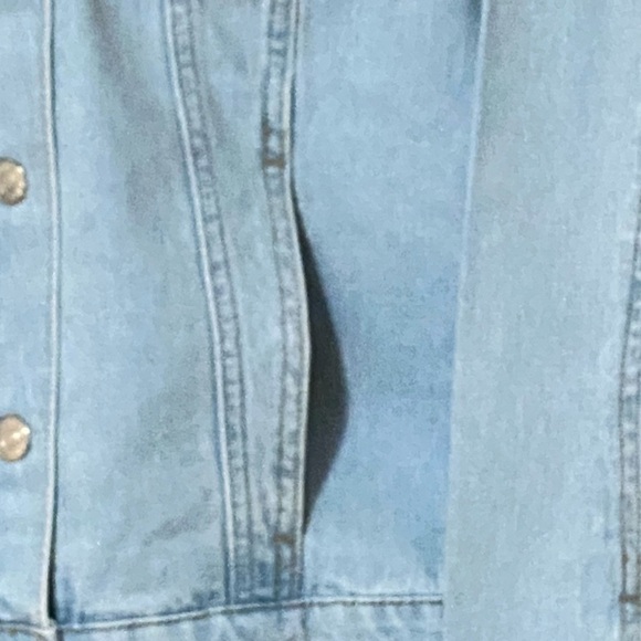 Buffalo David Bitton Classic Denim Jacket XS Light Indigo Versatile Timeless NWT - Picture 8 of 12